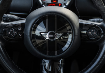 Подержанный автомобиль MINI Countryman 2012 года (11 фото)
