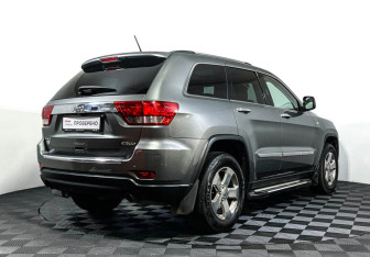 Подержанный автомобиль Jeep Grand Cherokee 2012 года (5 фото)