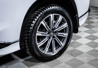 Подержанный автомобиль Changan CS75PLUS 2024 года (15 фото)