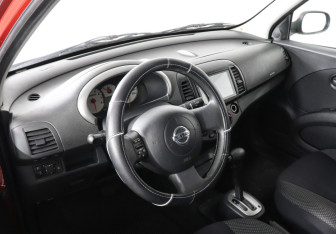 Подержанный автомобиль Nissan Micra Hatchback 2009 года (5 фото)
