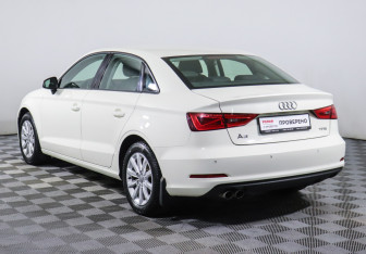 Подержанный автомобиль Audi A3 Sedan 2014 года (14 фото)