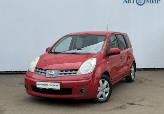 Подержанный автомобиль Nissan Note 2008 года (1 фото)