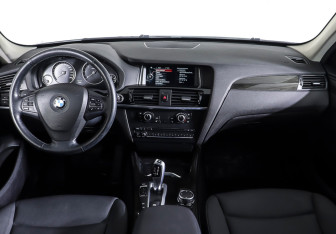 Подержанный автомобиль BMW X3 2014 года (13 фото)