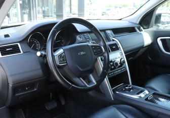 Подержанный автомобиль Land Rover Discovery Sport 2019 года (13 фото)