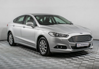 Подержанный автомобиль Ford Mondeo Sedan 2017 года (3 фото)