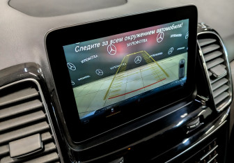 Подержанный автомобиль Mercedes-Benz GLE 2016 года (27 фото)