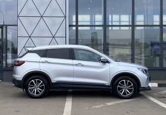 Подержанный автомобиль Geely Coolray 2021 года (4 фото)