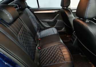 Подержанный автомобиль Skoda Octavia Liftback 2014 года (12 фото)