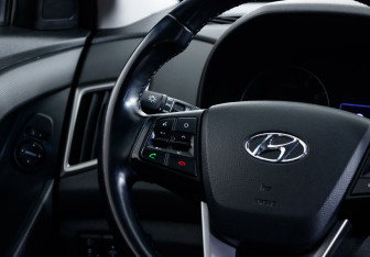 Подержанный автомобиль Hyundai Creta 2018 года (7 фото)