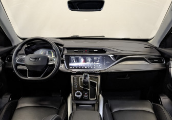 Подержанный автомобиль Geely Atlas Pro 2023 года (13 фото)