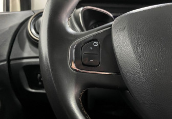 Подержанный автомобиль Renault Kaptur 2018 года (15 фото)