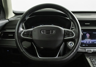 Подержанный автомобиль Geely Atlas Pro 2022 года (11 фото)