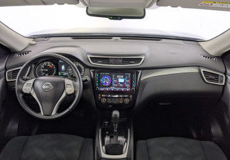 Подержанный автомобиль Nissan X-Trail 2016 года (13 фото)