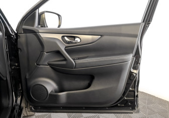 Подержанный автомобиль Nissan Qashqai 2021 года (24 фото)