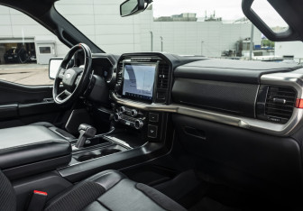 Подержанный автомобиль Ford F-150 2021 года (16 фото)