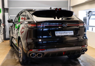 Подержанный автомобиль Changan UNI-K 2023 года (6 фото)