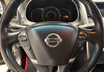 Подержанный автомобиль Nissan Teana 2013 года (10 фото)