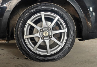 Подержанный автомобиль Chevrolet Aveo Sedan 2011 года (16 фото)