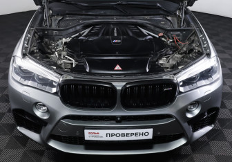 Подержанный автомобиль BMW X5 M 2015 года (9 фото)