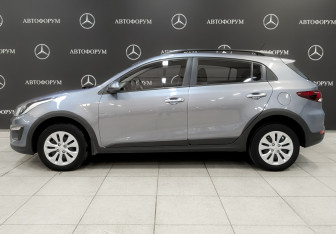 Подержанный автомобиль Kia Rio Hatchback 2019 года (8 фото)