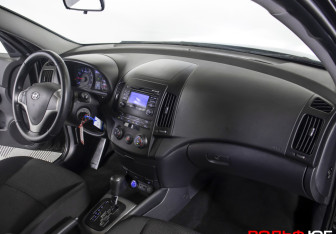 Подержанный автомобиль Hyundai i30 Hatchback 2011 года (9 фото)