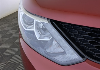 Подержанный автомобиль Nissan Qashqai 2017 года (11 фото)