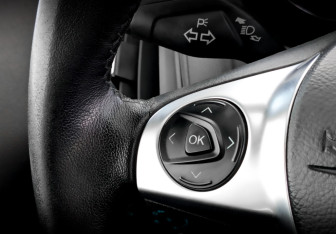 Подержанный автомобиль Ford Focus Wagon 2015 года (26 фото)