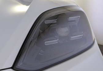 Подержанный автомобиль Porsche Cayenne 2024 года (11 фото)