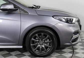 Подержанный автомобиль Omoda S5 2024 года (13 фото)