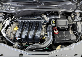 Подержанный автомобиль Renault Duster 2017 года (9 фото)