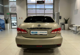 Подержанный автомобиль Nissan Almera Sedan 2016 года (5 фото)