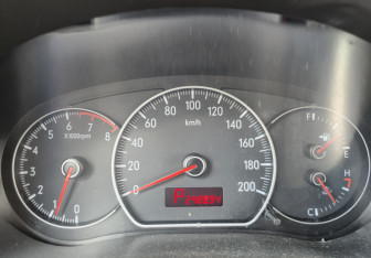 Подержанный автомобиль Fiat Sedici 2008 года (10 фото)