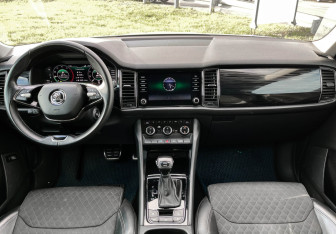Подержанный автомобиль Skoda Kodiaq 2020 года (12 фото)