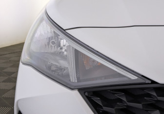 Подержанный автомобиль Hyundai Solaris Sedan 2021 года (11 фото)