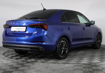 Подержанный автомобиль Skoda Rapid Liftback 2021 года (5 фото)