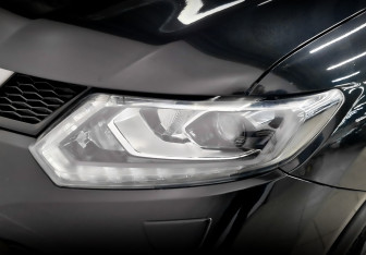 Подержанный автомобиль Nissan X-Trail 2017 года (17 фото)