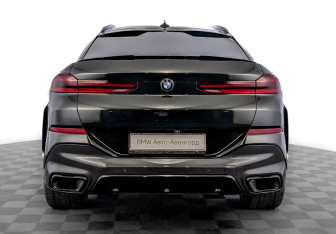 Подержанный автомобиль BMW X6 2020 года (6 фото)