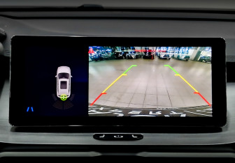 Подержанный автомобиль Geely Coolray 2023 года (16 фото)