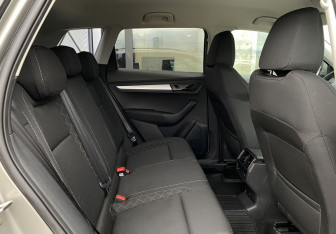 Подержанный автомобиль Skoda Karoq 2022 года (24 фото)