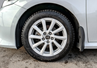 Подержанный автомобиль Toyota Camry Sedan 2022 года (18 фото)