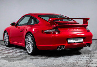 Подержанный автомобиль Porsche 911 Coupe 2004 года (7 фото)