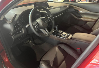 Новый Mazda CX-30 2025 (6 фото)