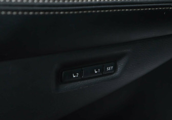 Подержанный автомобиль Nissan Murano Suv 2021 года (20 фото)