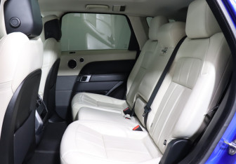 Подержанный автомобиль Land Rover Range Rover Sport 2019 года (10 фото)