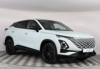 Подержанный автомобиль Omoda C5 2022 года (3 фото)