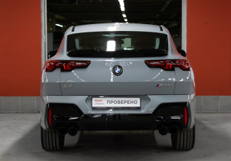Подержанный автомобиль BMW X2 2024 года (6 фото)