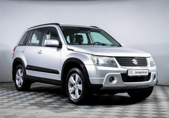 Подержанный автомобиль Suzuki Grand Vitara 2008 года (3 фото)