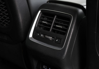 Подержанный автомобиль Geely Atlas Pro 2023 года (21 фото)