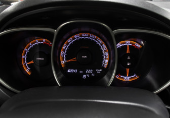 Подержанный автомобиль LADA (ВАЗ) Vesta Wagon 2018 года (13 фото)