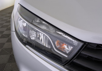 Подержанный автомобиль LADA (ВАЗ) Vesta Sedan 2016 года (10 фото)